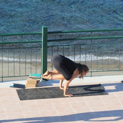 bakasana helen at yoga rocks