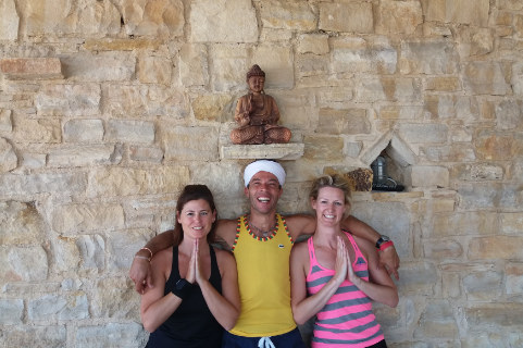 Veerle, Katja and teacher, Shukram Das, on yoga holiday