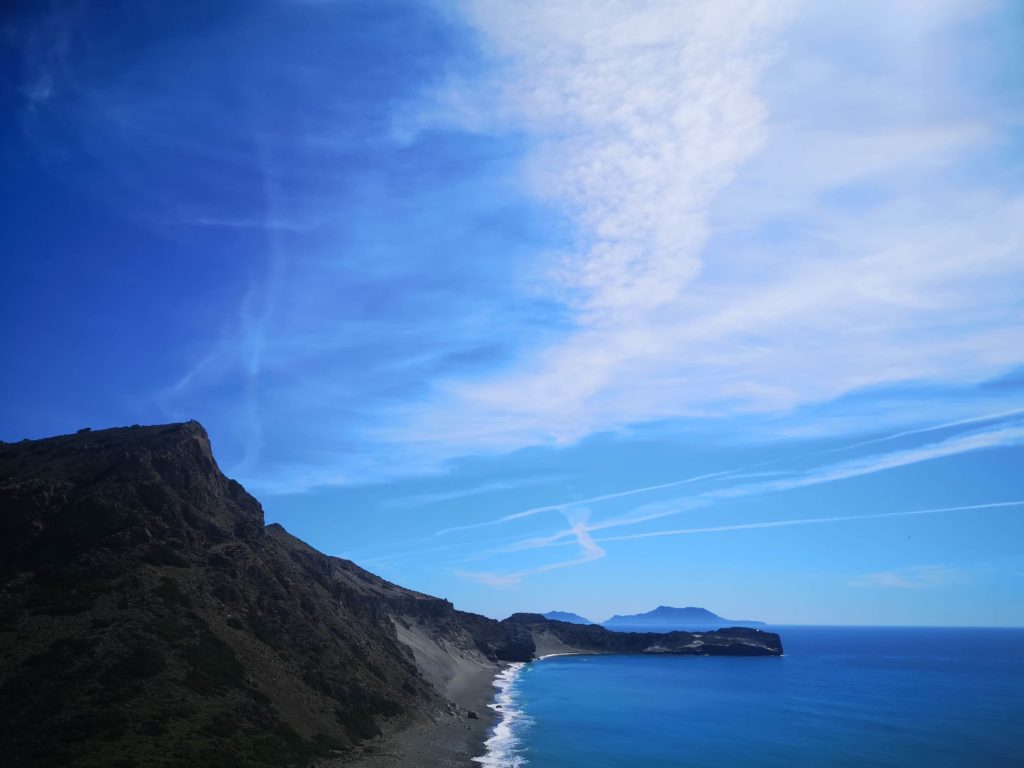 The wild beach near Yoga Rocks 